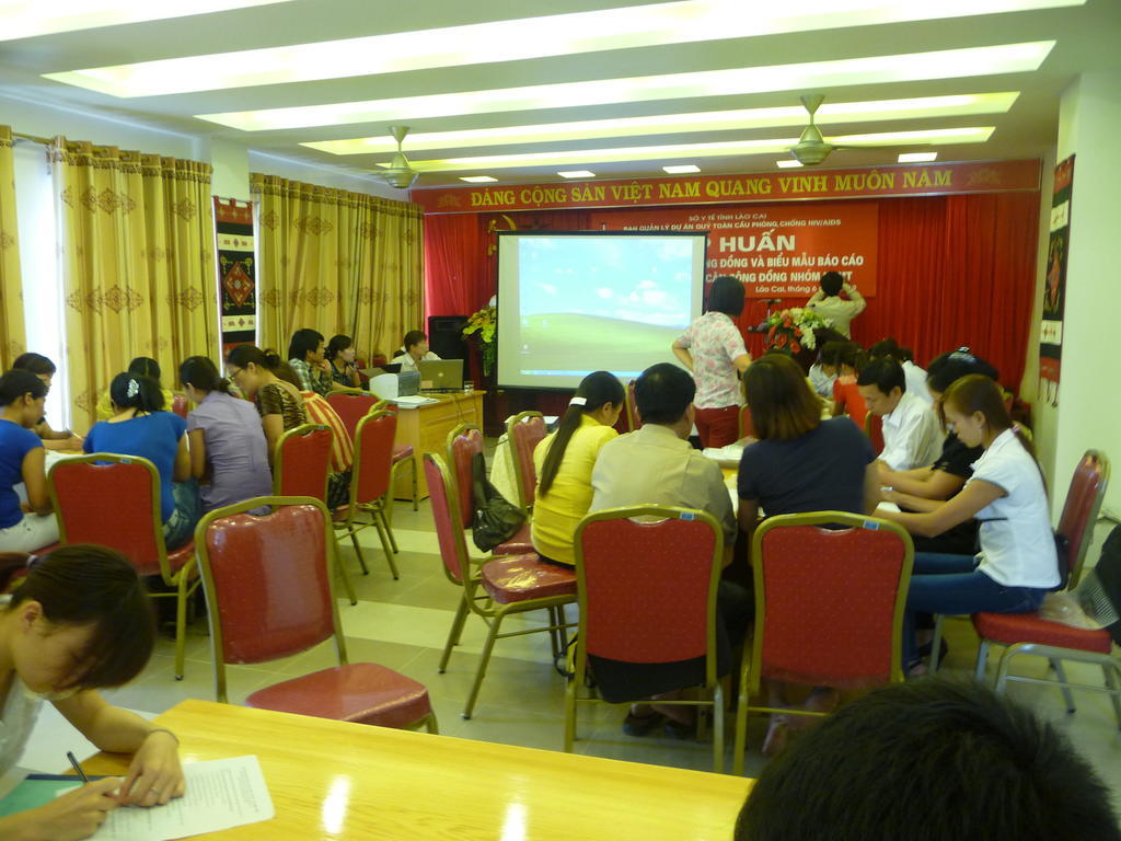 Lao Cai Galaxy Hotel Bagian luar foto