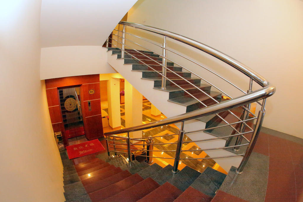 Lao Cai Galaxy Hotel Bagian luar foto